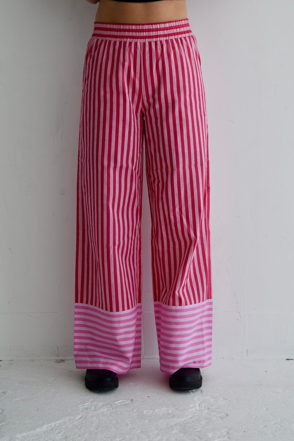 Rosie Pants in Strawberry